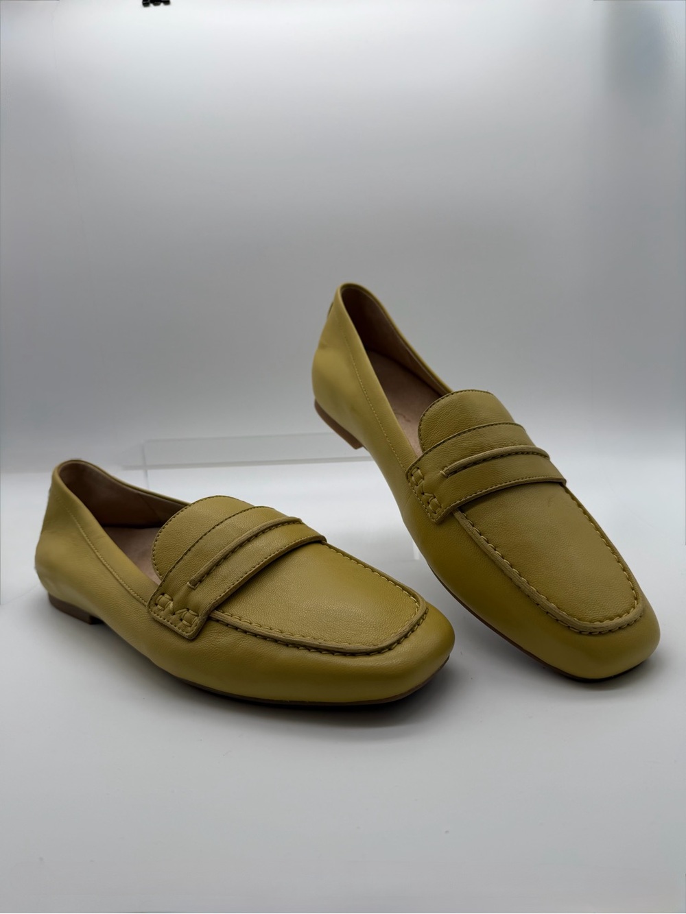 Vionic Women’s NWOT Pre-Release Napa Leather Golden Wheat High Instep Insole